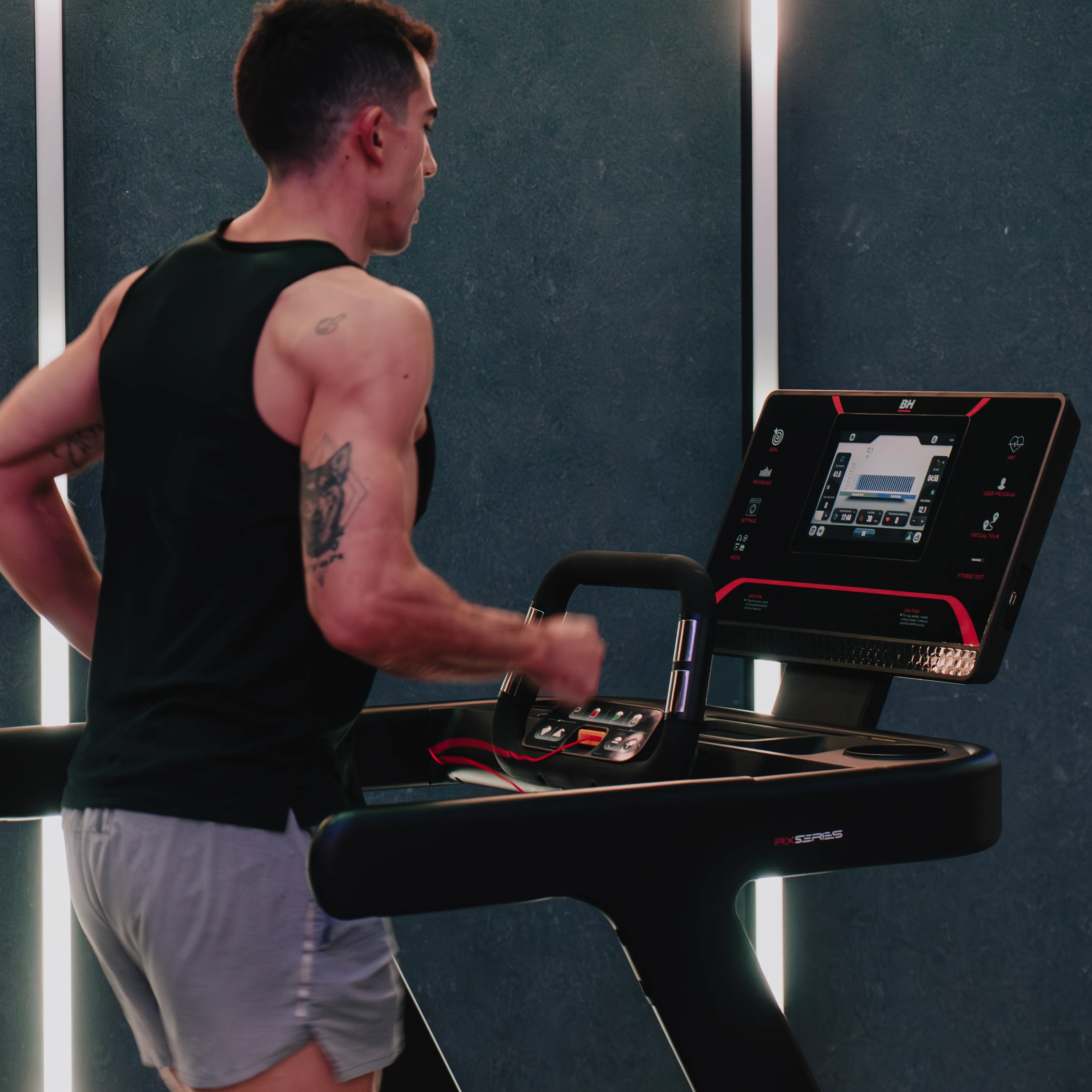 BH Fitness Laufband RX7 Multimedia G6173TFT  - Image 6