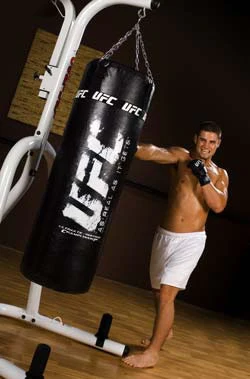 Century UFC Traditional Boxsack 32 kg - Image 2