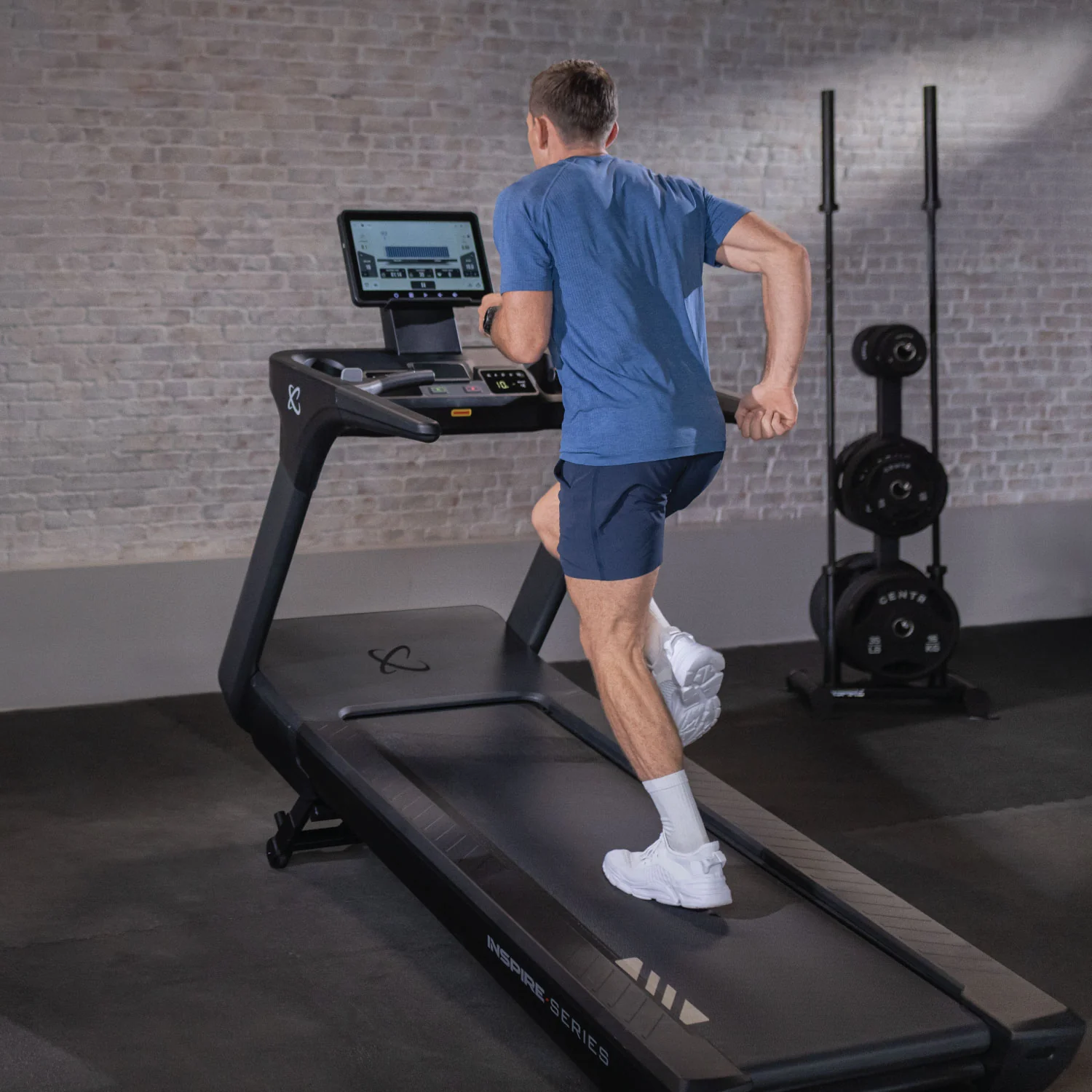Inspire Series T7S Laufband - Image 11
