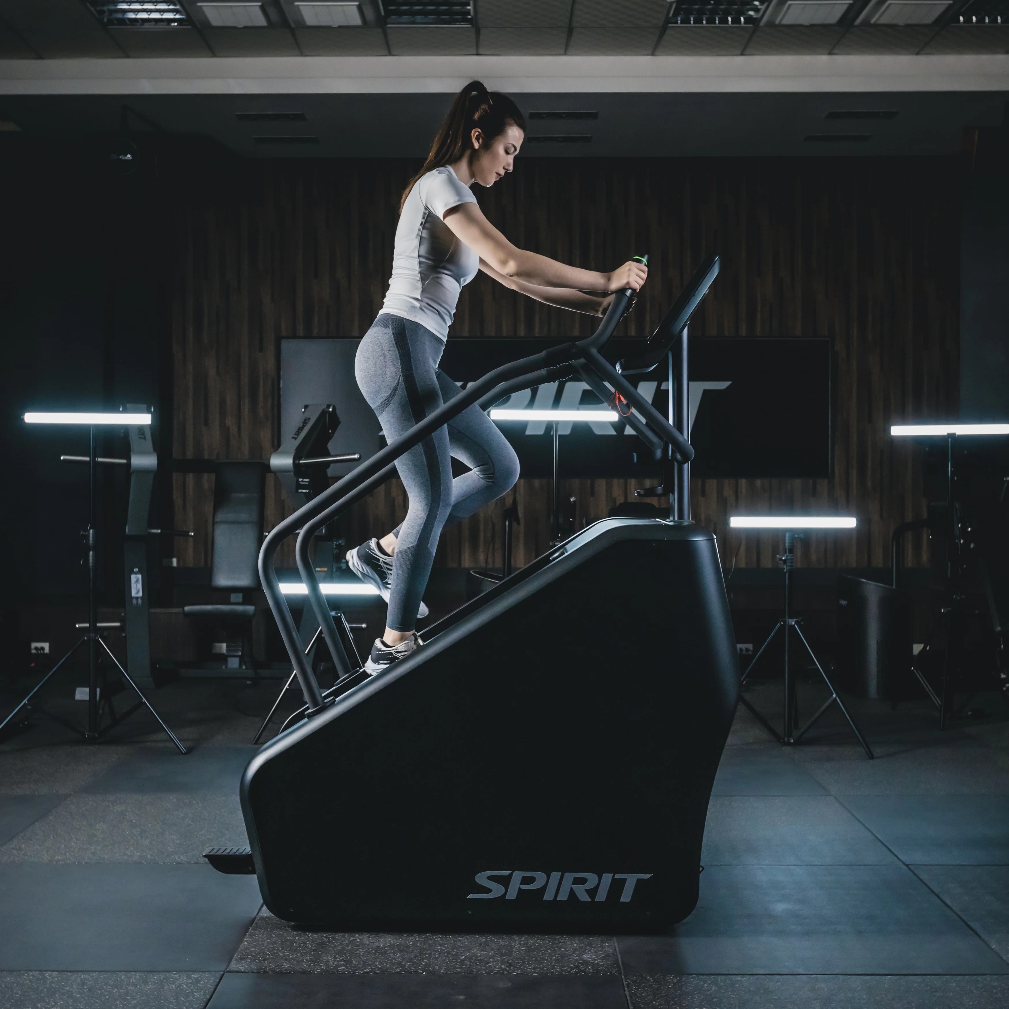 Spirit Fitness CSC980 Stair Climber - Image 6