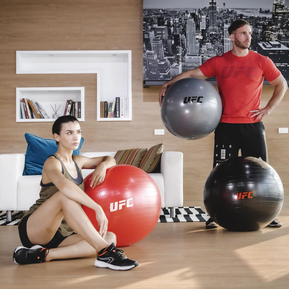 UFC FITBALL Gymnastikball - Image 16